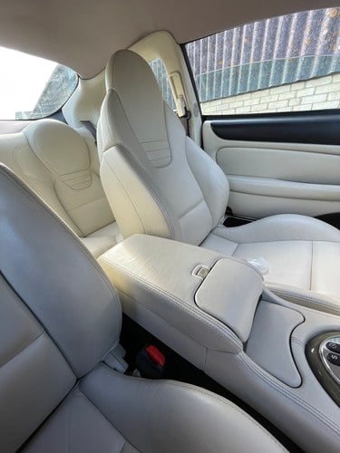 2005 Jaguar XKR Te koop (foto 59 van 122)