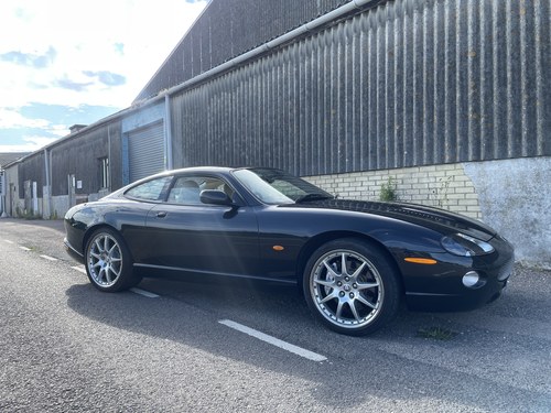 2005 Jaguar XKR Te koop (foto 2 van 122)
