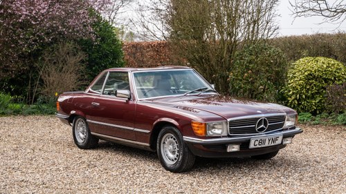 1985 Mercedes-Benz 500SL (R107) In vendita (immagine 13 di 205)