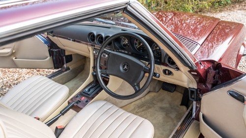 1985 Mercedes-Benz 500SL (R107) In vendita (immagine 31 di 205)