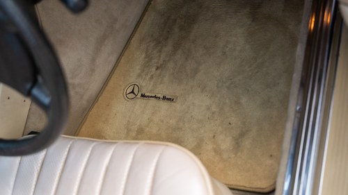 1985 Mercedes-Benz 500SL (R107) In vendita (immagine 34 di 205)