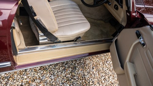 1985 Mercedes-Benz 500SL (R107) In vendita (immagine 46 di 205)