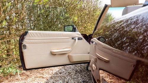 1985 Mercedes-Benz 500SL (R107) In vendita (immagine 53 di 205)