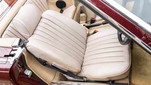 1985 Mercedes-Benz 500SL (R107) In vendita (immagine 58 di 205)