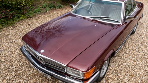 1985 Mercedes-Benz 500SL (R107) In vendita (immagine 93 di 205)