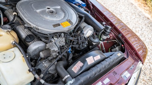 1985 Mercedes-Benz 500SL (R107) In vendita (immagine 164 di 205)