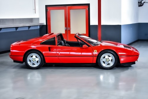 1988 Ferrari 328 GTS "Quattrovalvole" Targa 3,2L V8 In vendita (immagine 12 di 164)