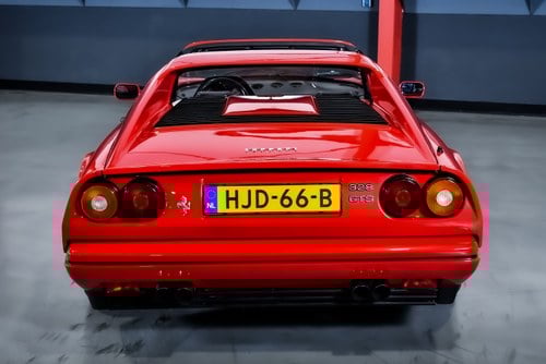 1988 Ferrari 328 GTS "Quattrovalvole" Targa 3,2L V8 In vendita (immagine 19 di 164)
