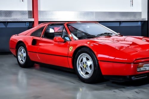 1988 Ferrari 328 GTS "Quattrovalvole" Targa 3,2L V8 In vendita (immagine 69 di 164)