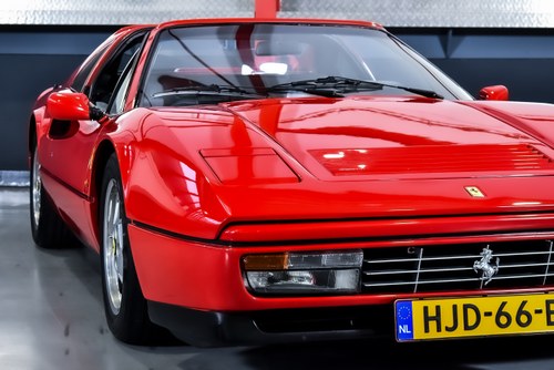 1988 Ferrari 328 GTS "Quattrovalvole" Targa 3,2L V8 In vendita (immagine 77 di 164)