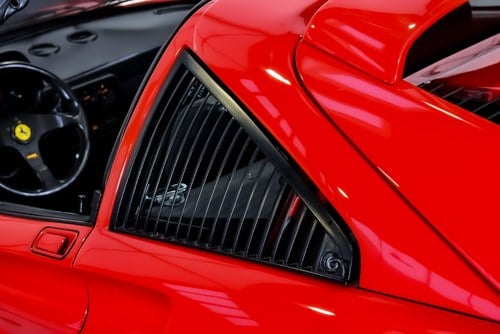 1988 Ferrari 328 GTS "Quattrovalvole" Targa 3,2L V8 In vendita (immagine 96 di 164)