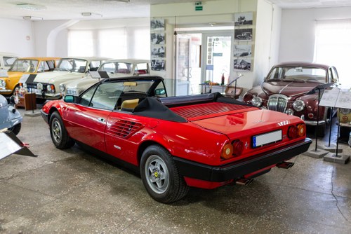1985 Ferrari Mondial Cabrio Quattrovalvole For Sale (picture 25 of 207)