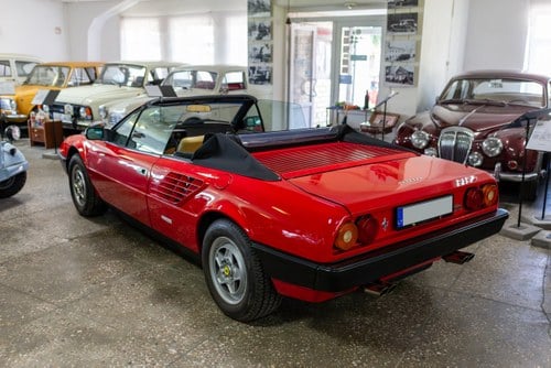 1985 Ferrari Mondial Cabrio Quattrovalvole For Sale (picture 26 of 207)