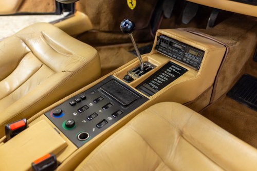1985 Ferrari Mondial Cabrio Quattrovalvole For Sale (picture 36 of 207)