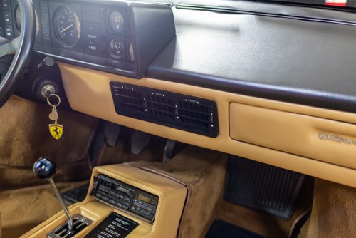 1985 Ferrari Mondial Cabrio Quattrovalvole For Sale (picture 37 of 207)