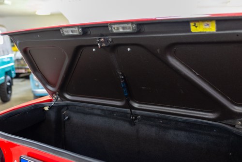 1985 Ferrari Mondial Cabrio Quattrovalvole For Sale (picture 181 of 207)