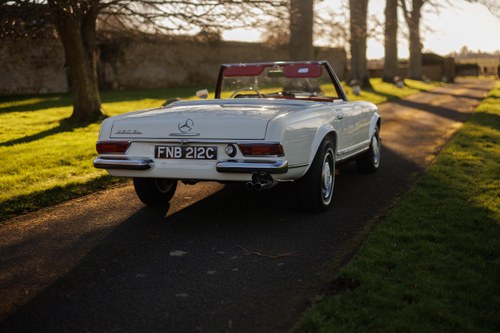1965 Mercedes-Benz 230SL (W113) En venta (imagen 6 de 240)