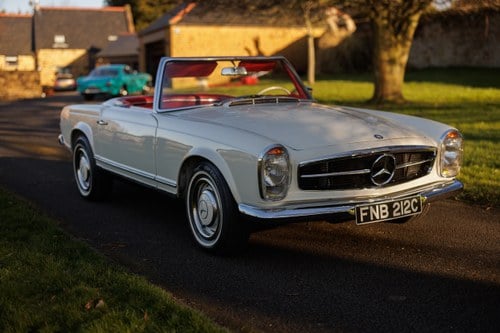 1965 Mercedes-Benz 230SL (W113) En venta (imagen 2 de 240)