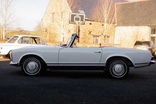 1965 Mercedes-Benz 230SL (W113) En venta (imagen 13 de 240)