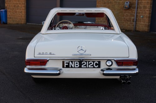 1965 Mercedes-Benz 230SL (W113) En venta (imagen 19 de 240)