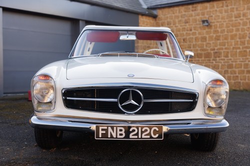 1965 Mercedes-Benz 230SL (W113) En venta (imagen 20 de 240)