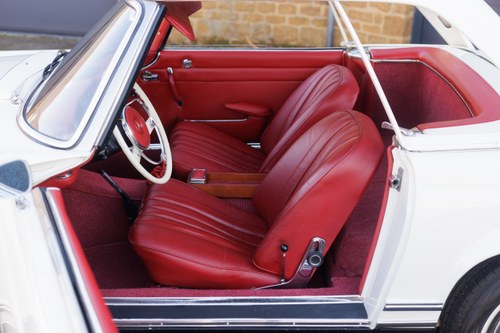 1965 Mercedes-Benz 230SL (W113) En venta (imagen 59 de 240)