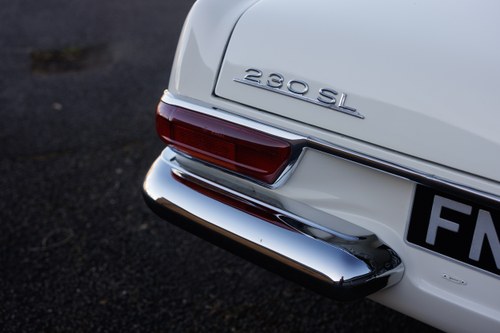 1965 Mercedes-Benz 230SL (W113) En venta (imagen 123 de 240)