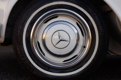 1965 Mercedes-Benz 230SL (W113) En venta (imagen 30 de 240)