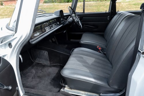 1967 Mercedes-Benz W110 Series 2 200 ‘Fintail’ till salu (bild 23 av 138)