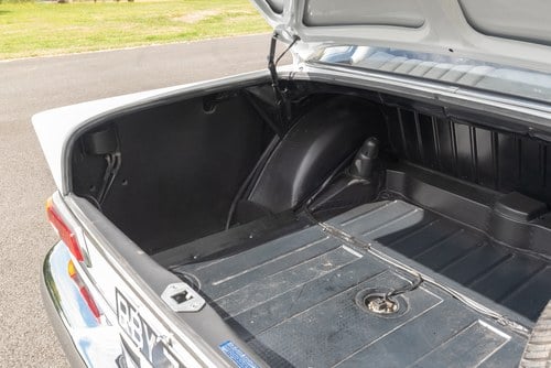 1967 Mercedes-Benz W110 Series 2 200 ‘Fintail’ till salu (bild 69 av 138)