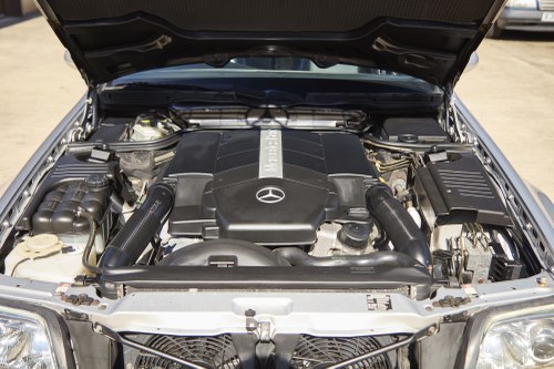 2001 Mercedes-Benz R129 SL500 Silver Arrows 1 of 100 For Sale (picture 176 of 256)