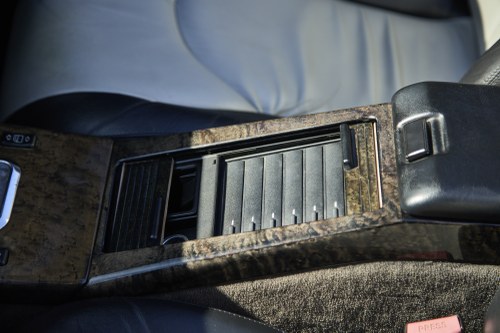 2001 Mercedes-Benz R129 SL500 Silver Arrows 1 of 100 For Sale (picture 81 of 256)