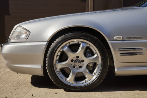 2001 Mercedes-Benz R129 SL500 Silver Arrows 1 of 100 For Sale (picture 24 of 256)