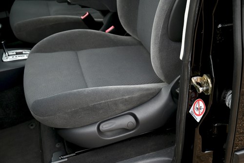 2001 Ford Galaxy Ghia 2.8 VR6 24V Auto MPV In vendita (immagine 21 di 100)