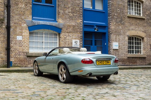 2002 Jaguar XKR Convertible (X100) In vendita (immagine 18 di 213)