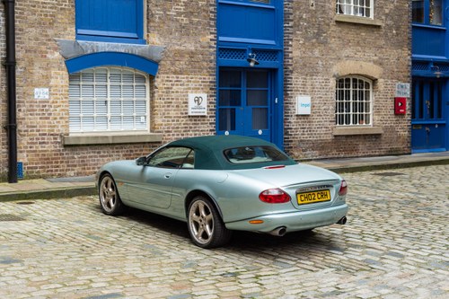 2002 Jaguar XKR Convertible (X100) In vendita (immagine 21 di 213)