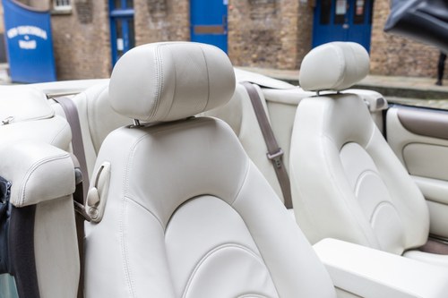 2002 Jaguar XKR Convertible (X100) In vendita (immagine 41 di 213)