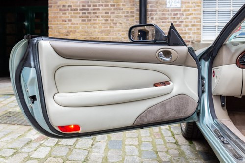 2002 Jaguar XKR Convertible (X100) In vendita (immagine 52 di 213)