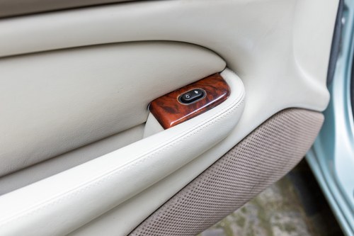 2002 Jaguar XKR Convertible (X100) In vendita (immagine 55 di 213)