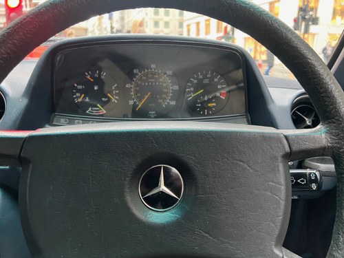 1983 Mercedes-Benz C123 280CE à vendre (picture 11 of 40)