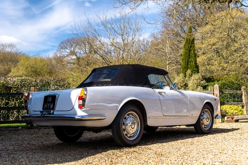 1963 Alfa Romeo 2600 Spider zum Verkauf (Bild 12 von 117)