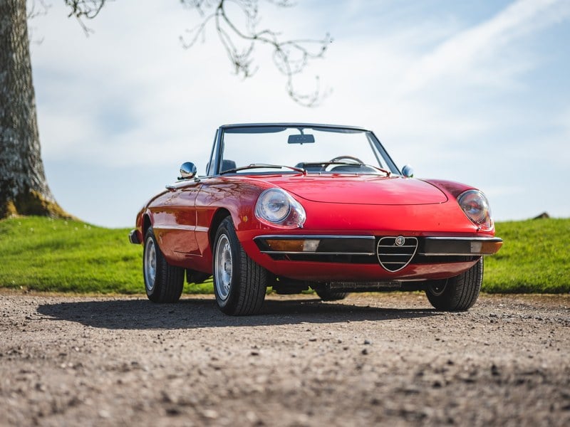 1968 Alfa Romeo 1750 Série 1 | Paris Motors Legend 1968 Alfa Romeo 1750 Série 1 | Paris Motors Legend