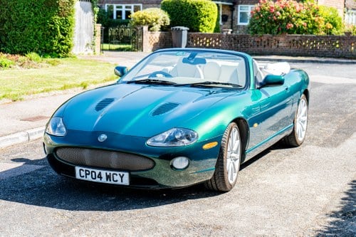 2004 Jaguar X100 4.2 XKR Convertible For Sale (picture 2 of 102)