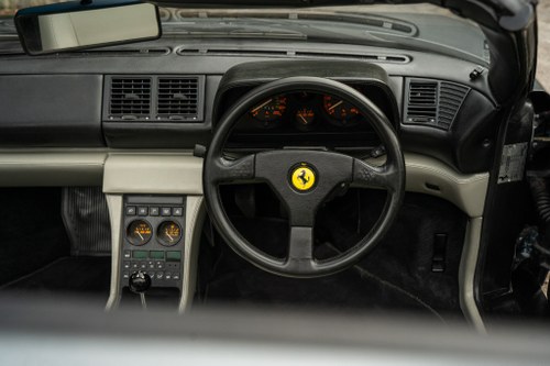 1993 Ferrari 348TS zum Verkauf (Bild 24 von 176)