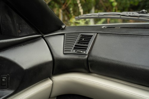 1993 Ferrari 348TS zum Verkauf (Bild 50 von 176)