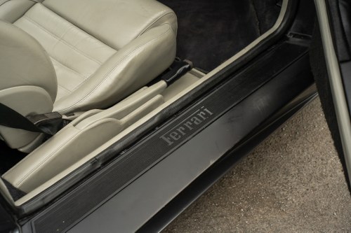1993 Ferrari 348TS zum Verkauf (Bild 57 von 176)