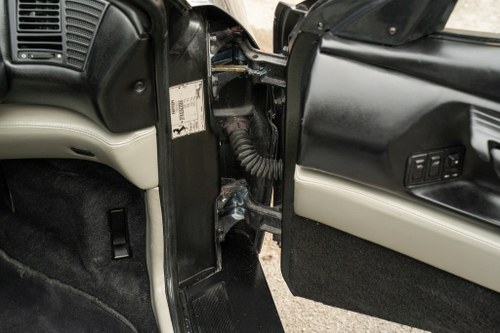 1993 Ferrari 348TS zum Verkauf (Bild 61 von 176)