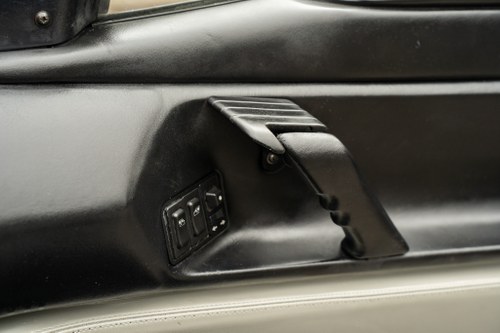 1993 Ferrari 348TS zum Verkauf (Bild 62 von 176)