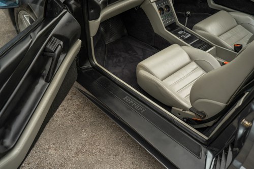 1993 Ferrari 348TS zum Verkauf (Bild 63 von 176)