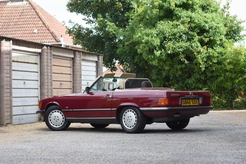 1989 Mercedes-Benz 300 SL R107 For Sale (picture 21 of 209)